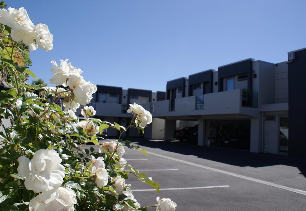 Bellano Motel Suites Christchurch Dış mekan fotoğraf The new library building